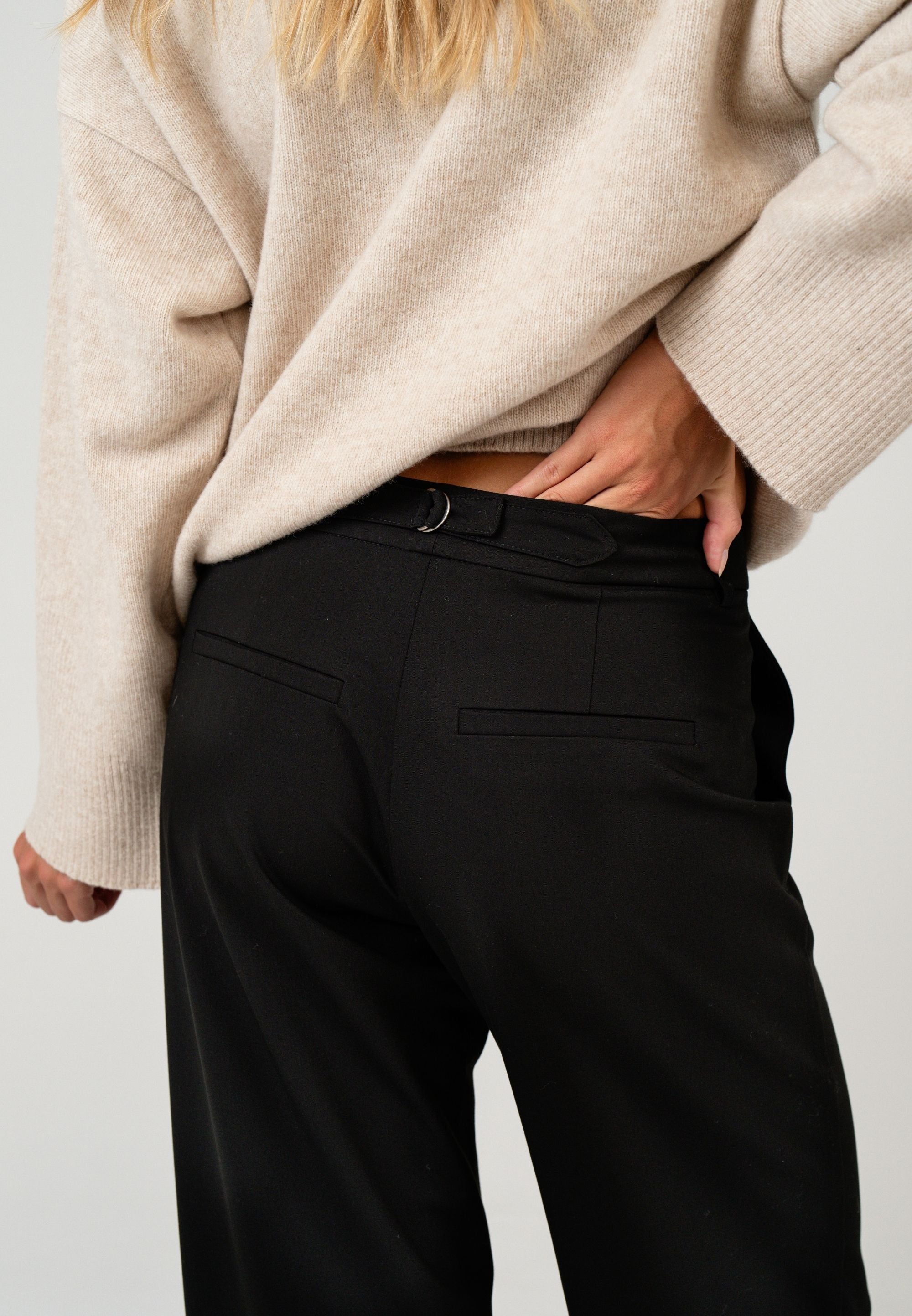 NGSeven NGS.LAKE Straight Trousers Straight 99000 Black