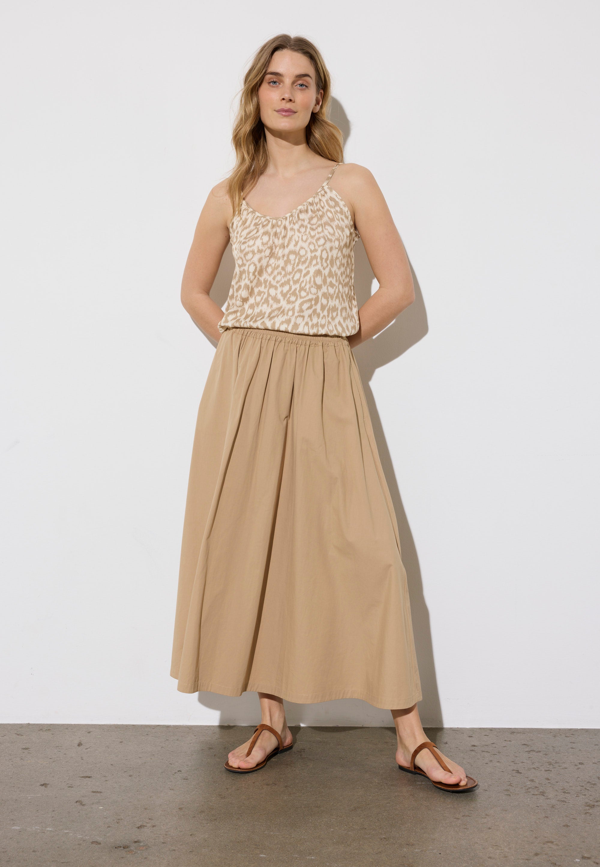 NGSeven NGS.BONZE Skirt Relaxed 28000 Cafe Latte