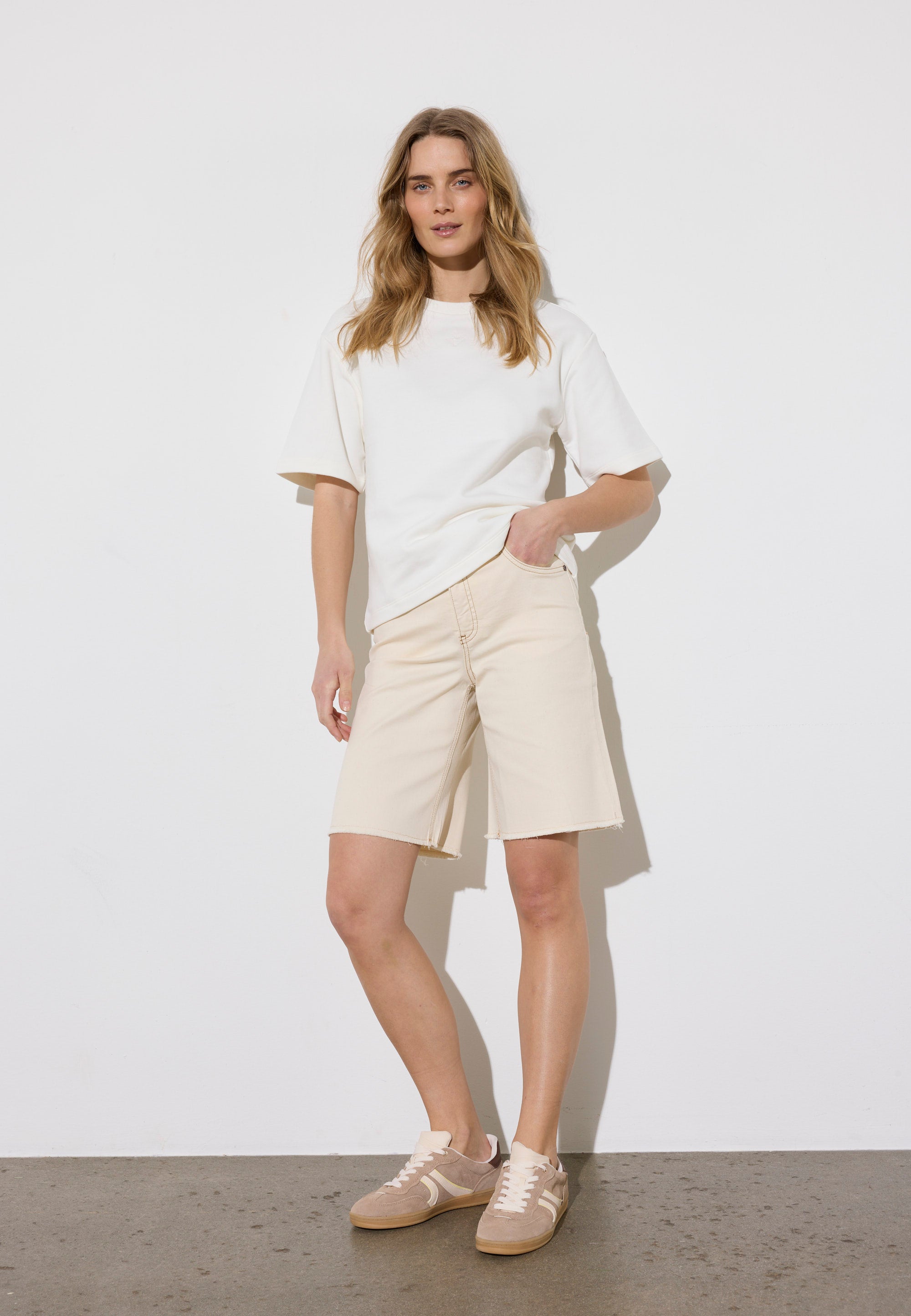 NGS.OCEAN Bermuda Shorts - Latte denim